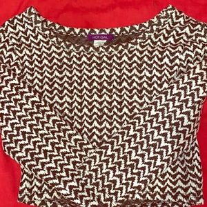 Black and white crop top sweater